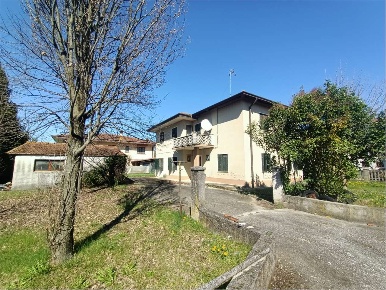 Foto Rustico a Chions di 210 m² con 7 locali in vendita