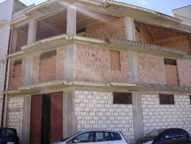 Foto Rustico in VIA CARPINO, Cerignola Centro di 240 m² con 4 locali
