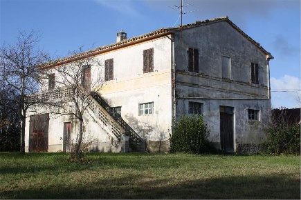 Foto Rustico in Contrada Lame 8, Filottrano di 240 m² con 6 locali
