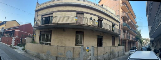 Foto Villa unifamiliare in Via Comunale Santo, Messina Gazzi di 400 m²