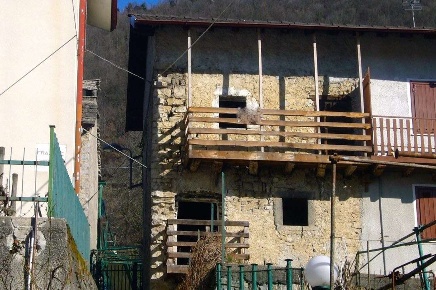 Foto Rustico in via Pagafone, Locatello di 70 m² con 3 locali in vendita
