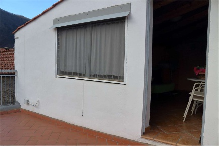 Foto Rustico in Via Villaro 6, Balestrino Bergalla di 134 m² con 4 locali