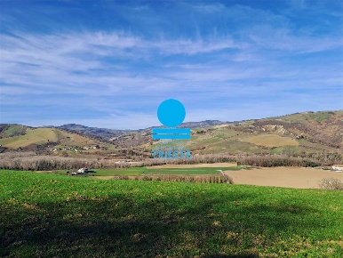 Foto Rustico in località bosca di sopra, Sassocorvaro Auditore di 580 m²