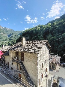 Foto Rustico a Pontboset di 189 m² con 6 locali in vendita