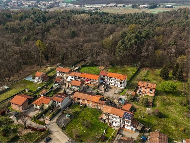 Foto Rustico in Via Santissima Trinità, Varallo Pombia Centro di 75 m²