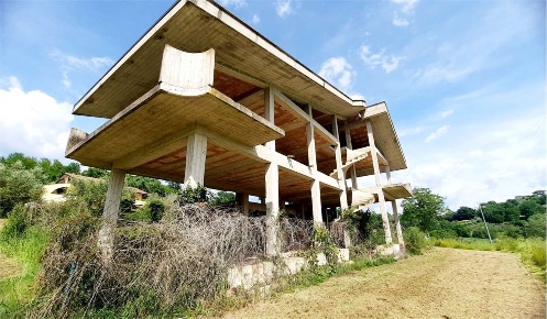 Foto Rustico a Strangolagalli di 300 m² con 20 locali in vendita