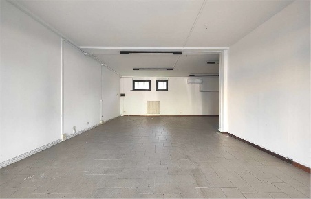 Foto Negozio a Lucca di 75 m² con 1 locali in affitto