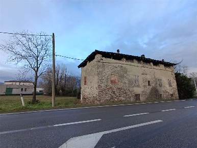 Foto Rustico in Corso Europa, Calolziocorte Centro di 290 m² con 8 locali