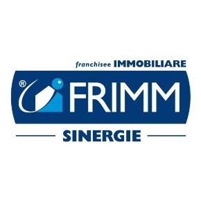 Foto Rustico a Perugia di 1000 m² con 15 locali in vendita