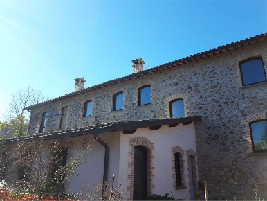 Foto Rustico a Orvieto di 284 m² con 8 locali in vendita