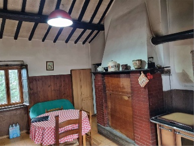 Foto Rustico a Perugia di 250 m² con 5 locali in vendita