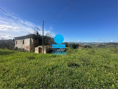 Foto Rustico a Pesaro di 465 m² con 14 locali in vendita