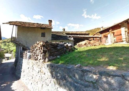 Foto Rustico in Frazione Villa, Challand-Saint-Victor Villa Nabian