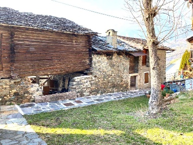 Foto Rustico in frazione Lenty, Saint-Vincent di 100 m² con 4 locali