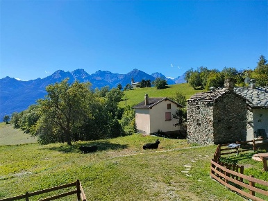 Foto Rustico in vieille, Verrayes Centro di 40 m² con 3 locali in vendita