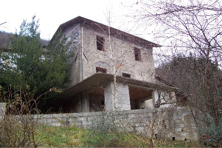 Foto Rustico in via vandelli 120, Vagli Sotto Vagli Sopra di 130 m²