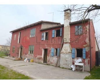 Foto Rustico in via Buffa, Brugine Campagnola di 14687 m² con 8 locali