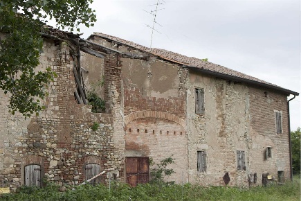 Foto Rustico a Albinea di 600 m² con 8 locali in vendita