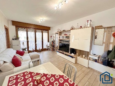 Foto Appartamento in Via Massimo D'Antona 25, Arluno di 85 m² con 3 locali