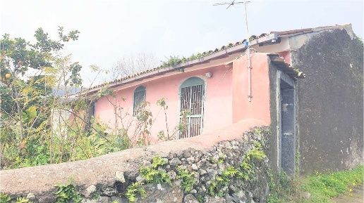 Foto Rustico a Giarre di 100 m² con 4 locali in vendita