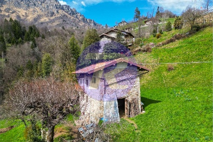 Foto Rustico in Via Voltola, Camerata Cornello di 281 m² con 12 locali