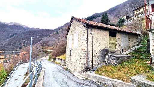Foto Rustico in Via San Giulio, Loreglia di 80 m² con 2 locali in vendita