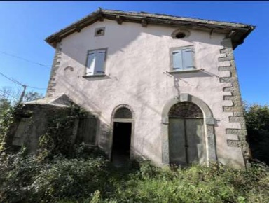 Foto Casa indipendente in Via Scanello, Loiano di 361 m² con 1 locali