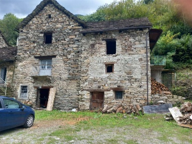 Foto Baita in delle fontane, Pieve Vergonte Centro di 100 m² con 6 locali