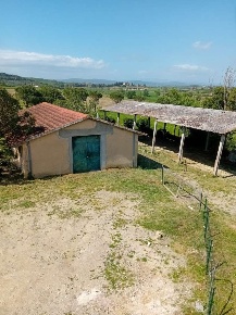 Foto Rustico a Lucignano di 220 m² con 6 locali in vendita