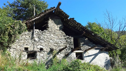 Foto Rustico in Ronchail, Quart Villair Amerique di 100 m² con 3 locali