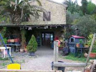 Foto Rustico in Santa Margherita 2, Riparbella di 230 m² con 6 locali