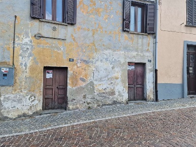 Foto Negozio a San Secondo di Pinerolo di 50 m² con 2 locali in vendita