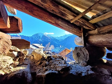 Foto Rustico in frazione Arbaz, Challand-Saint-Anselme di 190 m² in vendita