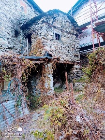 Foto Rustico in CIMAMULERA, Piedimulera di 110 m² con 3 locali in vendita