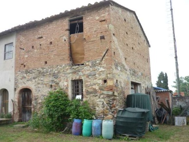 Foto Rustico in caccialupi, Bientina Centro di 114 m² con 2 locali