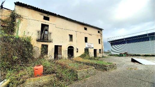 Foto Rustico a Sora di 300 m² con 13 locali in vendita