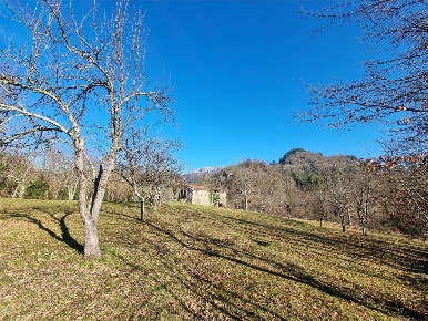 Foto Rustico in ponte vecchio, Camporgiano di 210 m² con 5 locali