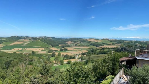 Foto Rustico a Lu e Cuccaro Monferrato di 380 m² con 12 locali in vendita