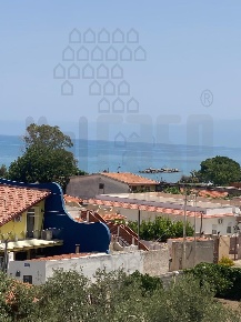 Foto Villa unifamiliare a Messina Ganzirri di 80 m² con 5 locali in vendita