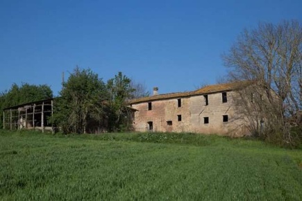 Foto Rustico a Marsciano di 500 m² con 10 locali in vendita