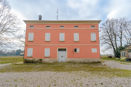Foto Rustico in via Vettora 21, Finale Emilia Massa Finalese di 440 m²
