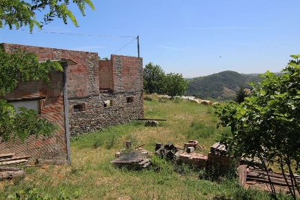 Foto Rustico in Via S.Romano, Baiso di 200 m² con 1 locali in vendita