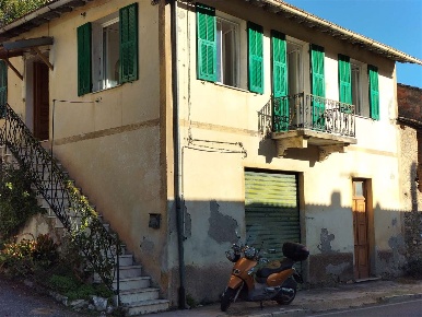 Foto Rustico in LOCALITà PONTEROTTO 3 3, Onzo di 160 m² con 4 locali