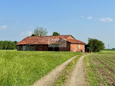 Foto Rustico in Strada Paglieri 53, Pinerolo Baudenasca di 115 m²