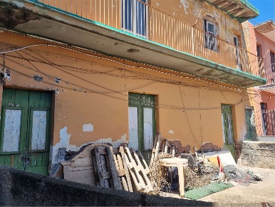 Foto Appartamento a Catania di 140 m² con 4 locali in vendita