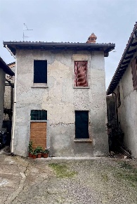 Foto Rustico a Alzate Brianza di 120 m² con 4 locali in vendita