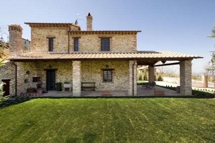 Foto Rustico a Amelia di 150 m² con 5 locali in vendita