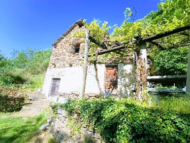 Foto Baita in anzuno, Domodossola di 90 m² con 3 locali in vendita
