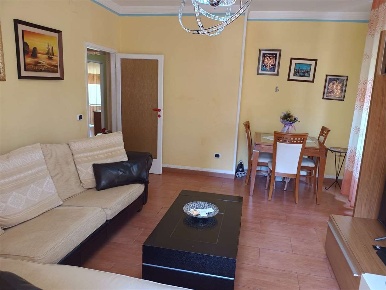 Foto Appartamento in VIA PO 24, Frosinone Tribunale di 104 m² con 3 locali