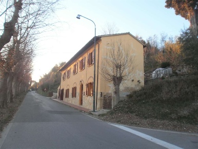 Foto Rustico in santa maria a monte, Santa Maria a Monte di 198 m²